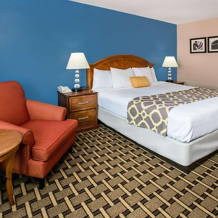 Baymont By Wyndham Lawton Hotel Eksteriør billede